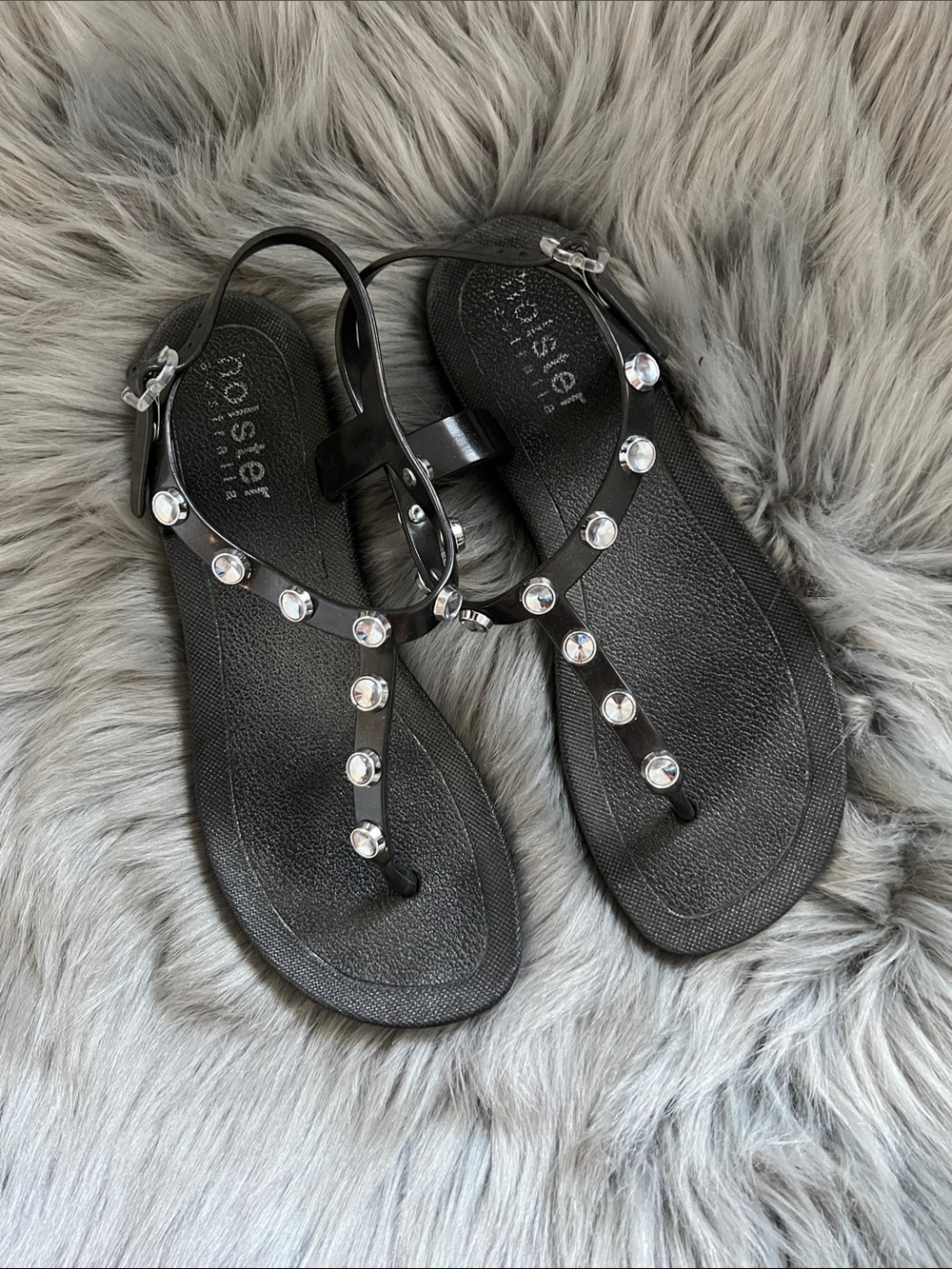 EUC Holster Black Jeweled T-Strap Sandals sz 7